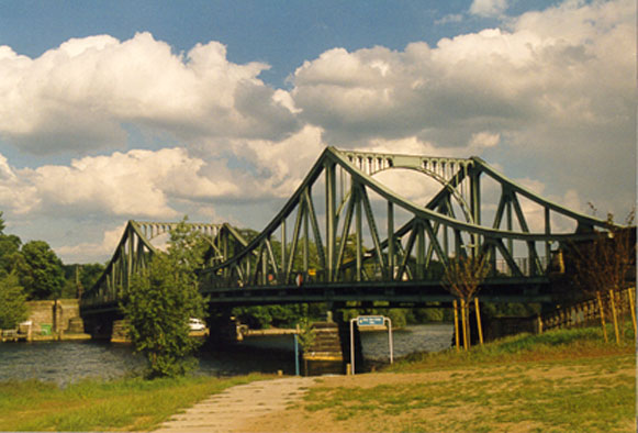 Glienicker Brücke