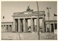 Brandenburger Tor mit Mauer 1963