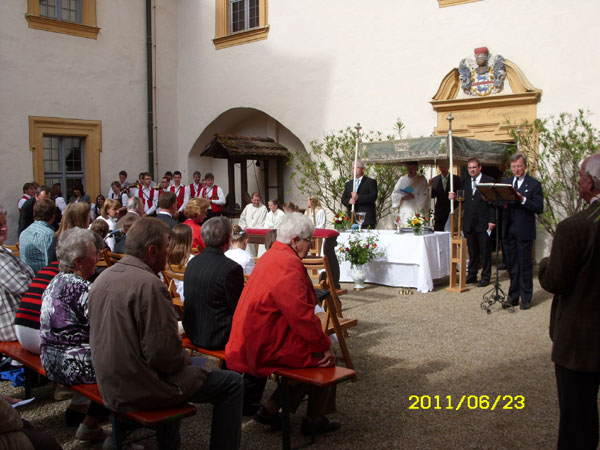 Altar Station mit dem jungen Grafen