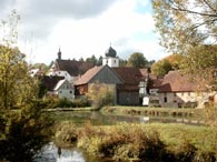 Blick zur Kirche und Mühle