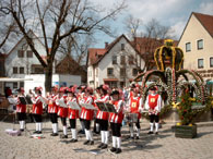 Die Blasmusik am Osterbrunnen