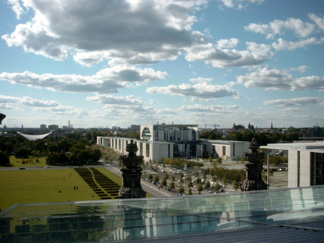 Blick zum Kanzleramt